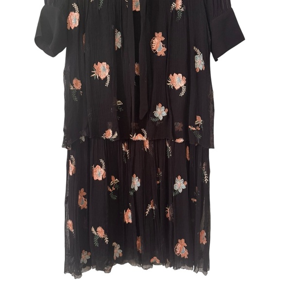 Anthropologie Let Me Be Vivian Floral Dress Boho Embroidered Floral Size Small - Picture 10 of 16